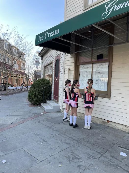 Gracie's Water Ice & Ice Cream Picture 5