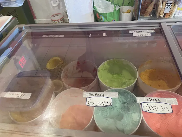 Paleteria la tapatia Picture 6