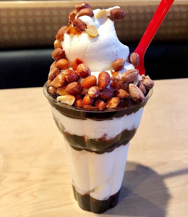 Dairy Queen (Treat) Picture 7