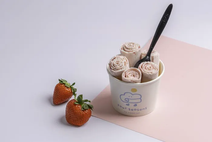 Four Seasons Ice Cream Roll Picture 3