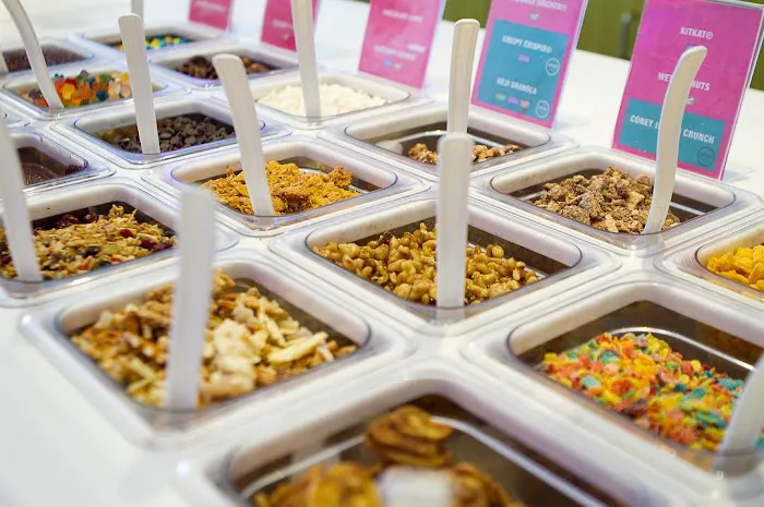 16 Handles Picture 3