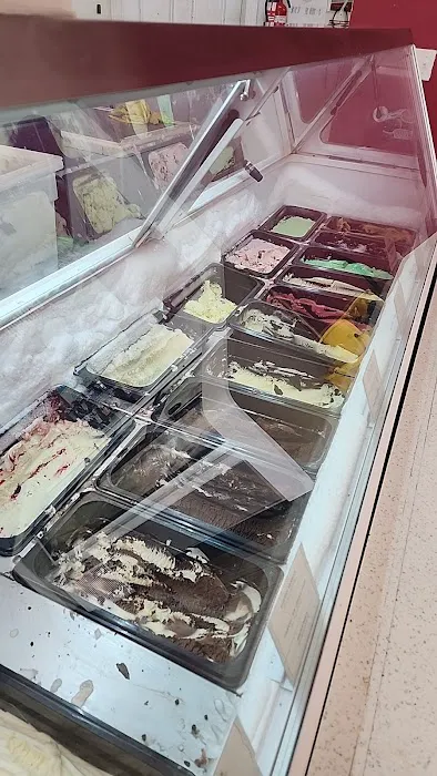 Carvel Picture 1