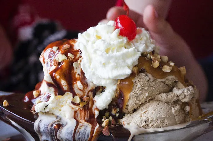Sundaes The Ice Cream Place Picture 9