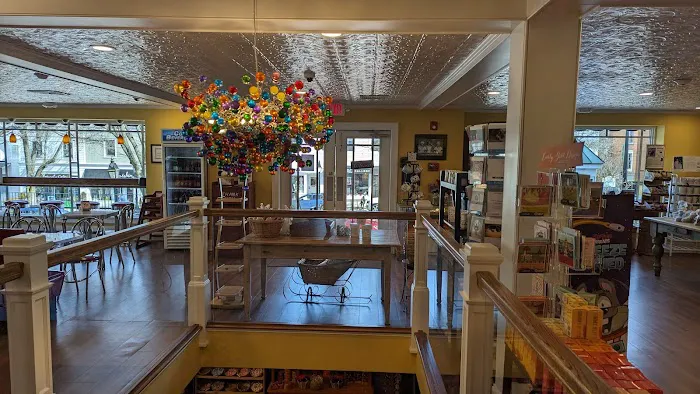 Deborah Ann's Sweet Shoppe Picture 2