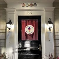 Crystals & Cones Ice Cream and Gifts ico