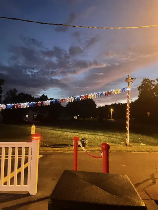 Little's Dairy Bar Picture 5