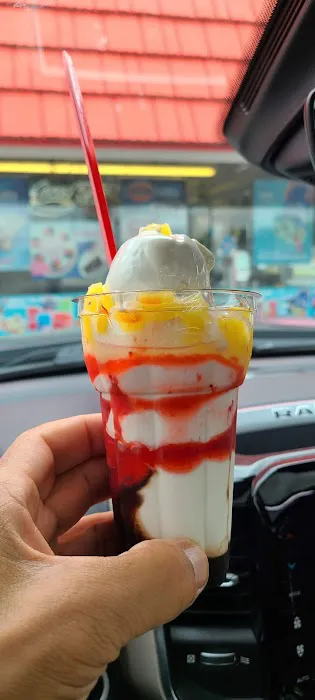 Dairy Queen (Treat) Picture 1