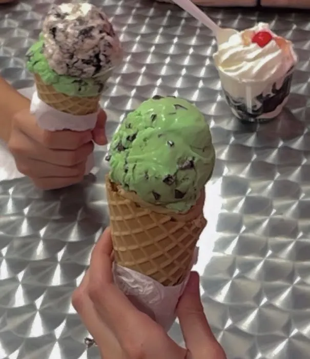 Lindy Hops Homemade Ice Cream and Water Ice Picture 5