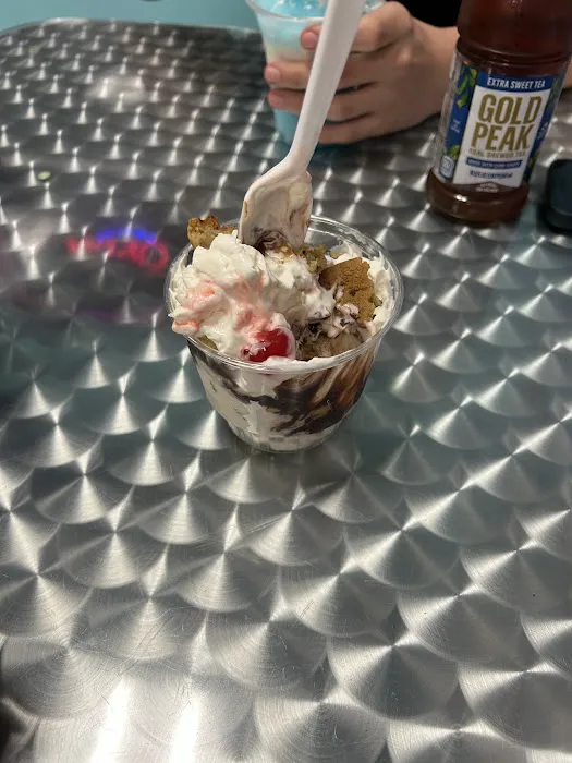 Lindy Hops Homemade Ice Cream and Water Ice Picture 1