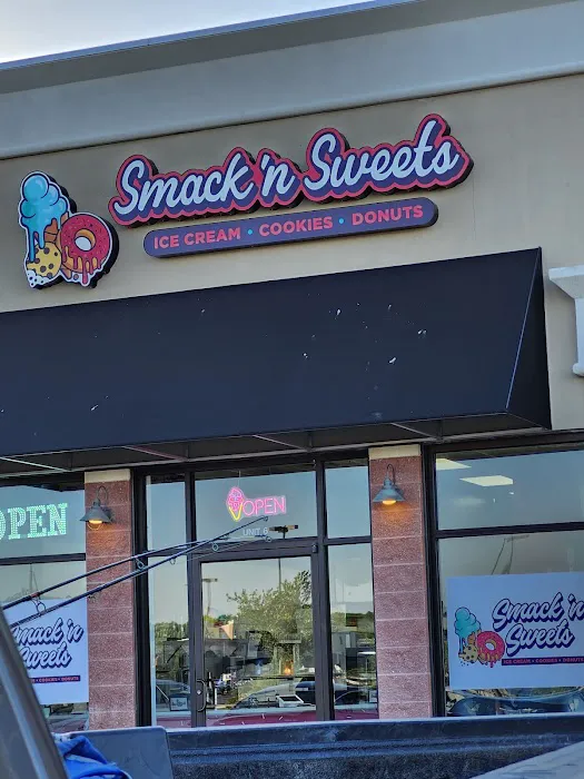 Smack 'n Sweets Picture 4