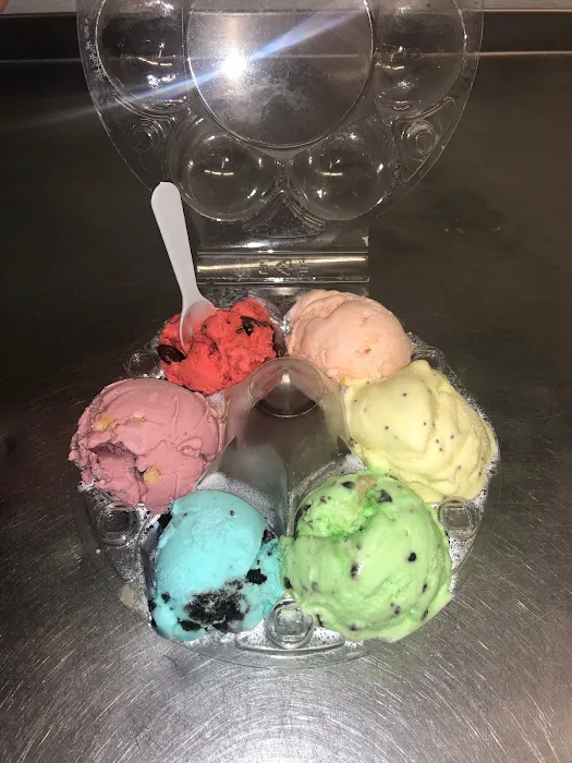 The Ice Cream Store Picture 5