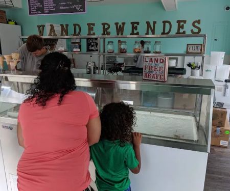 Vanderwendes at Dewey