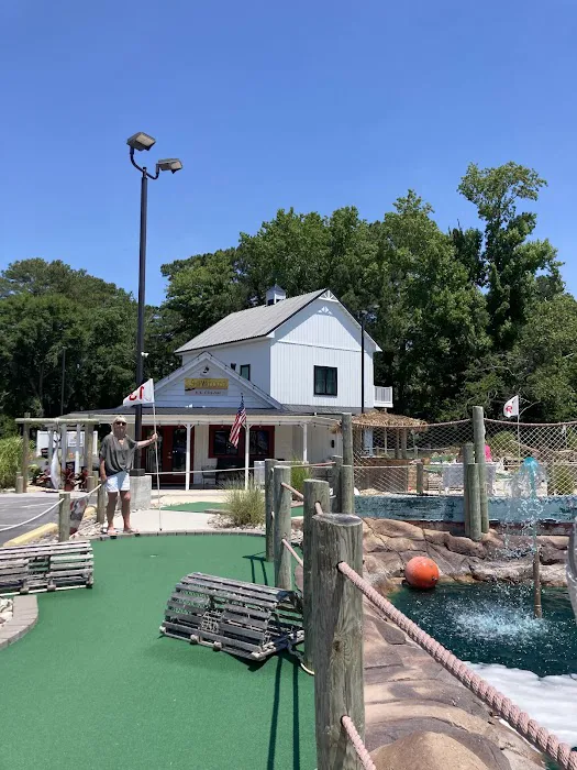 Shipwrecked Mini Golf And Ice Cream Picture 5