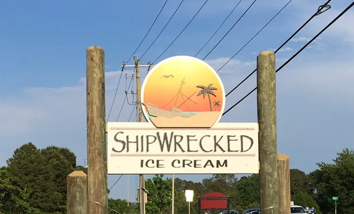 Shipwrecked Mini Golf And Ice Cream Picture 4