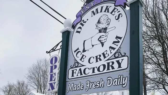 Dr. Mike's Ice Cream Shop Picture 1