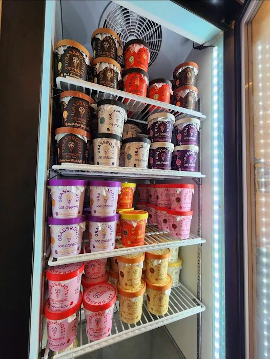 Grassroots Ice Cream Picture 4