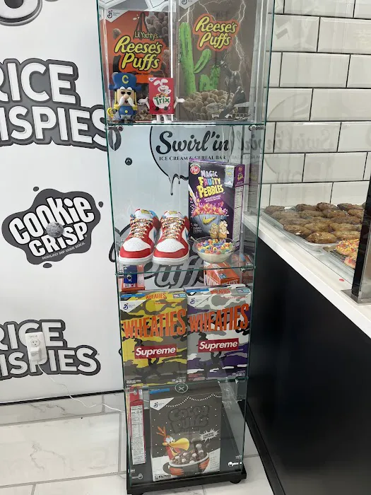 Swirl'in Ice Cream & Cereal Bar Picture 8