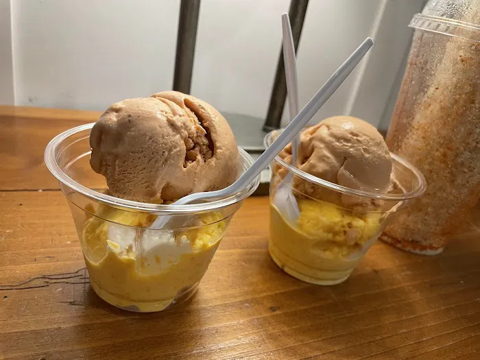 El confetti Mexican Ice Cream & desserts Picture 3