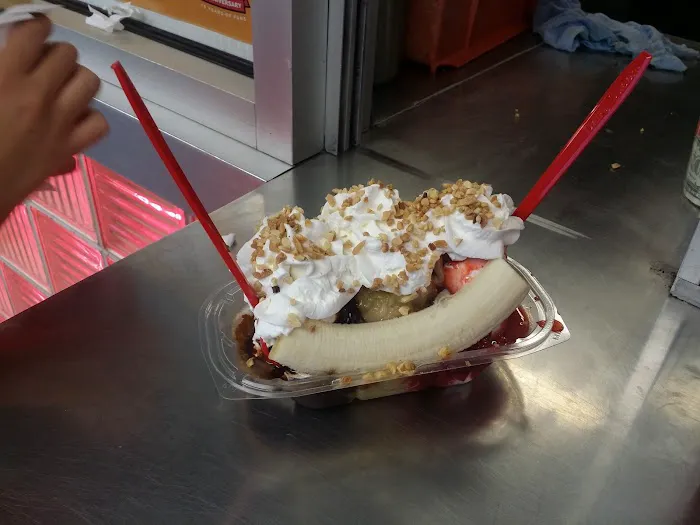 Dairy Queen Store Picture 5