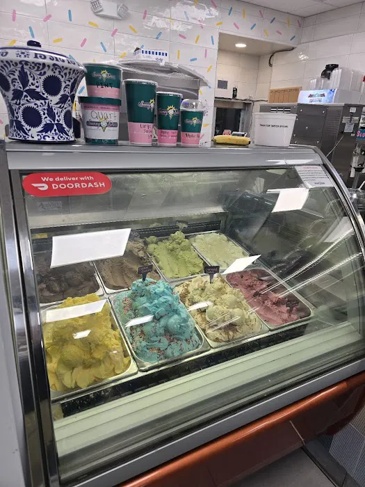 SunnyDaes Ice Cream Picture 1