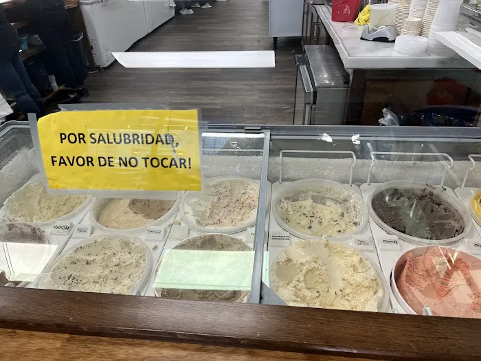 Paleteria Fernandez Picture 3