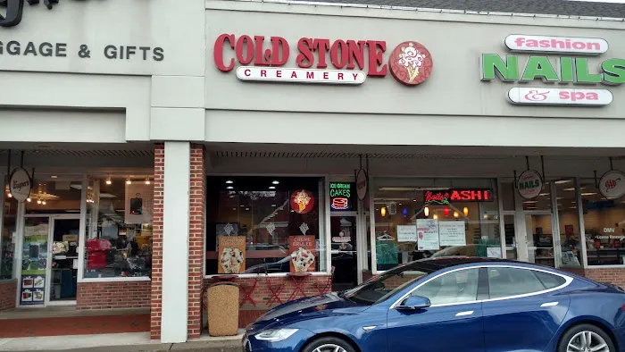 Cold Stone Creamery Picture 3
