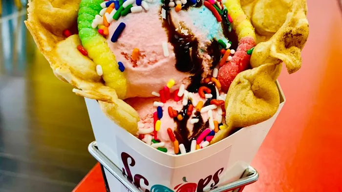 Scoops Hope st Ice Cream Shop Picture 8