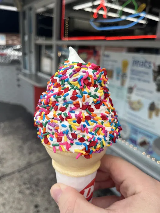 Dairy Queen (Treat) Picture 1
