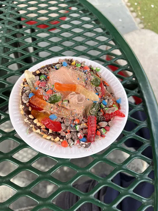 Sunny Daes Ice Cream Picture 8