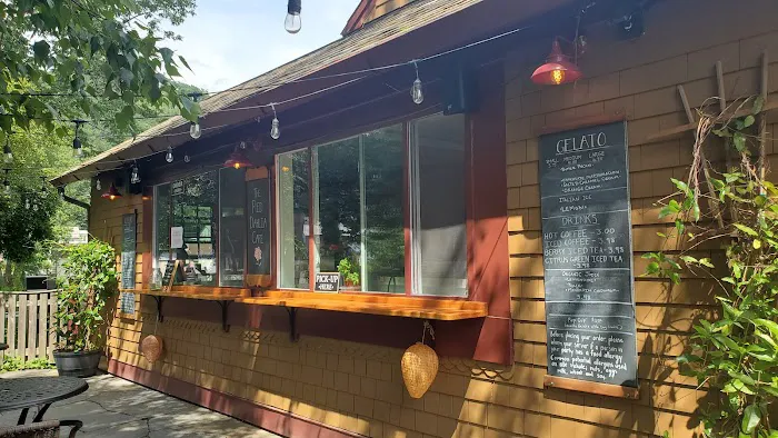 Red Dahlia Café Picture 7
