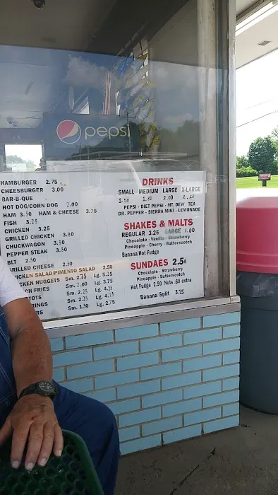 Hampton's Dairy Mart Picture 7