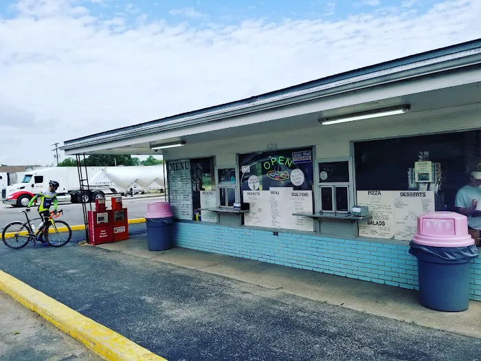 Hampton's Dairy Mart Picture 3