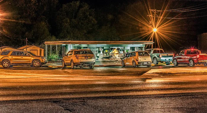 Hampton's Dairy Mart Picture 8