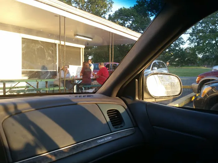 Hampton's Dairy Mart Picture 10