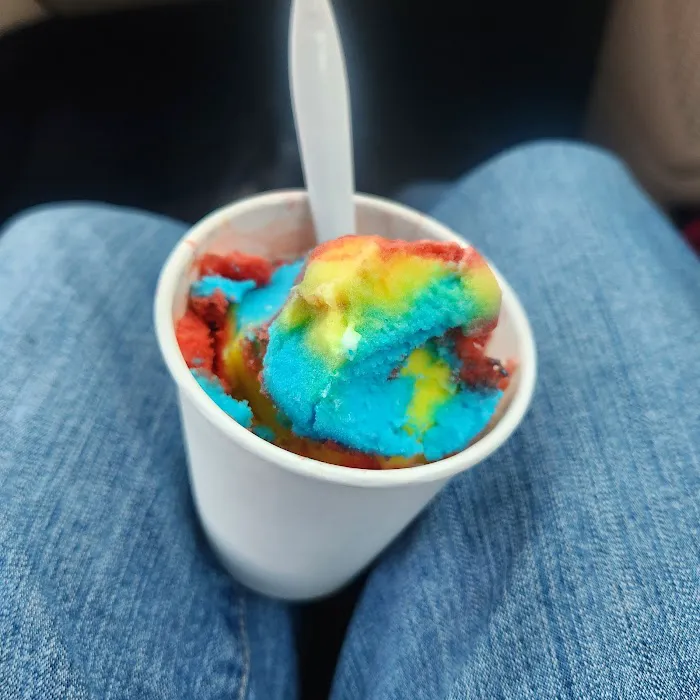 Leo's Famous Yum Yum Picture 7