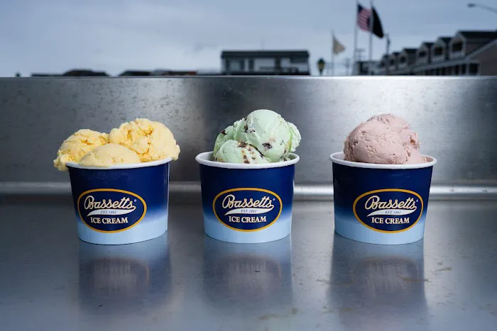 Famous Cookie Creamery Picture 6