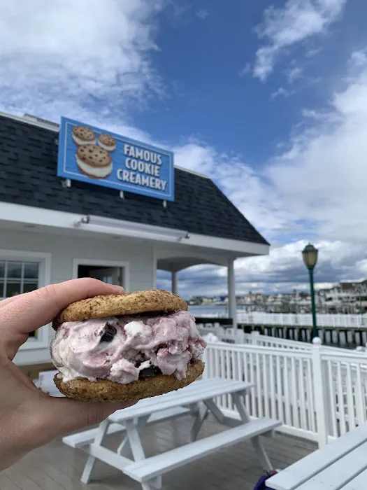 Famous Cookie Creamery Picture 9