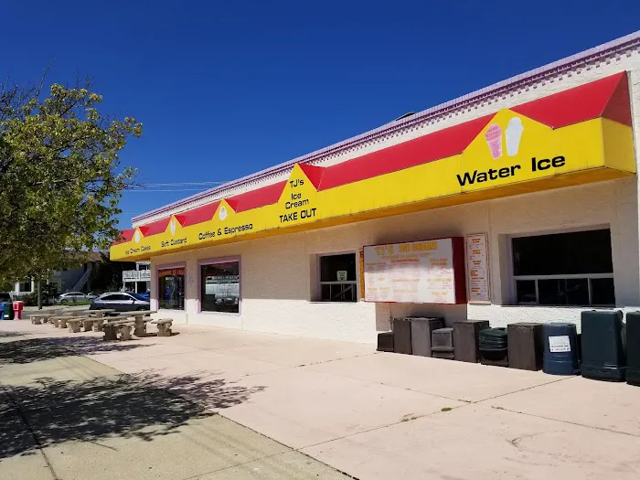T J's Ice Cream Plus Picture 6