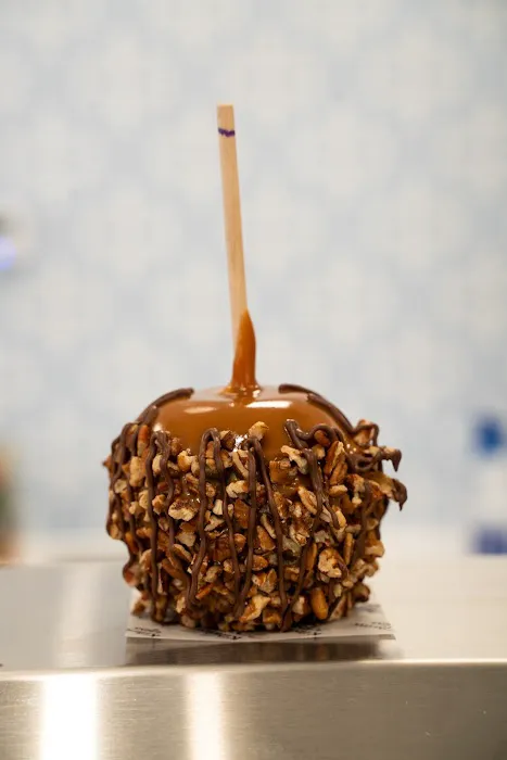 Kilwins Ice Cream - Chocolate - Fudge Picture 8