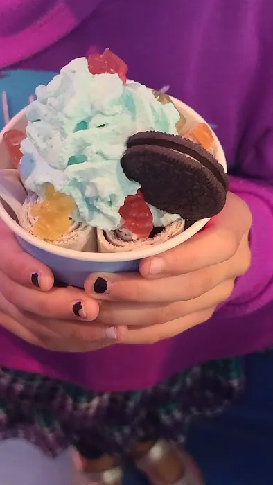 Chill Hand Rolled Ice Cream Picture 2