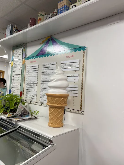 Hobby Horse Ice Cream Parlor & Cafe Picture 9