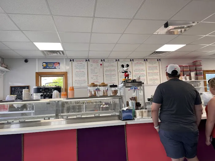 Hobby Horse Ice Cream Parlor & Cafe Picture 8