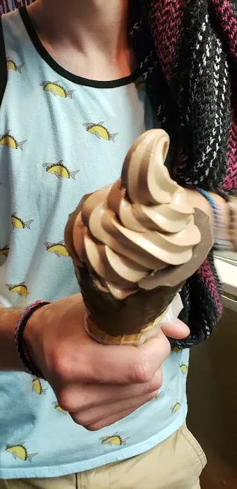 George's Ice Cream Picture 9