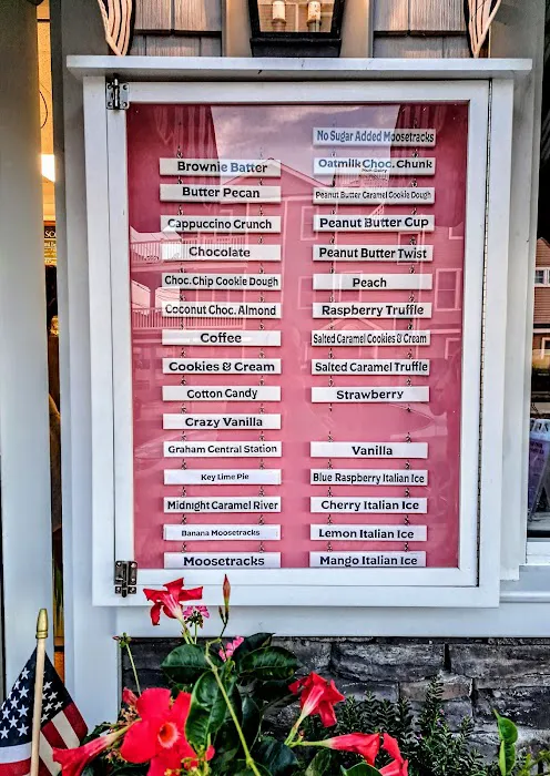 Aunt Betty's Ice Cream Shack Picture 2