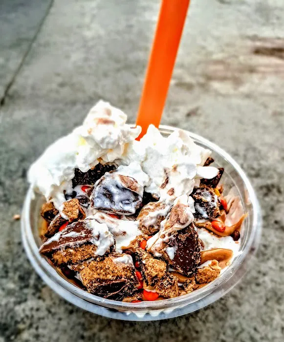 Aunt Betty's Ice Cream Shack Picture 3