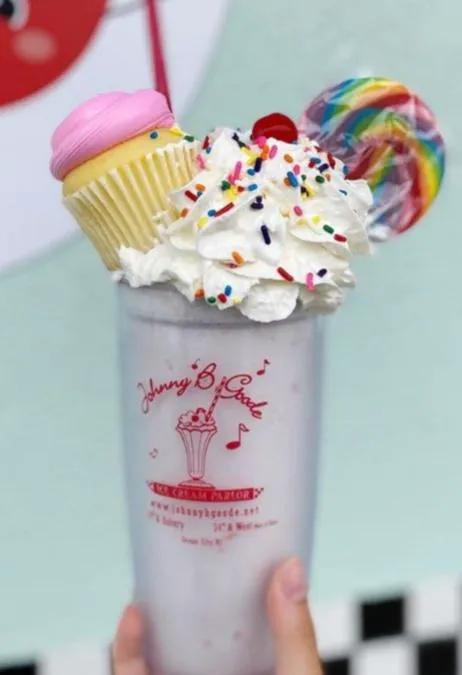 Johnny B Goode Ice Cream Parlor Picture 7