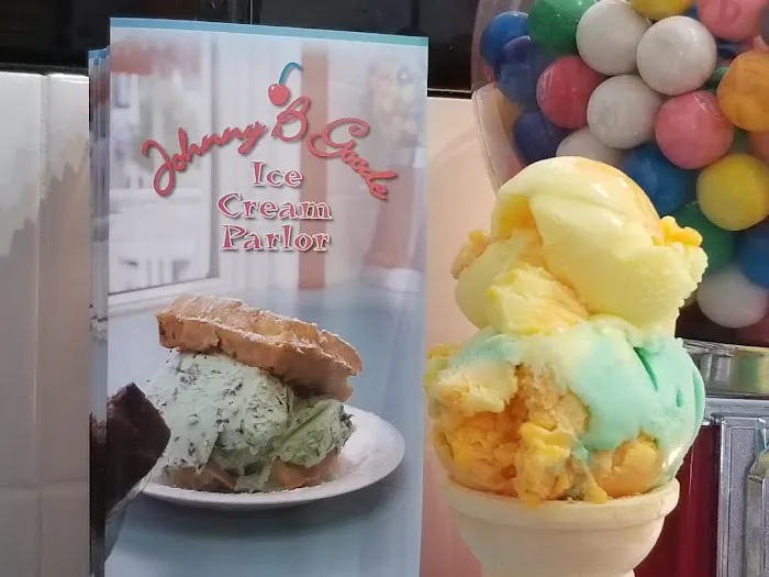 Johnny B Goode Ice Cream Parlor Picture 3