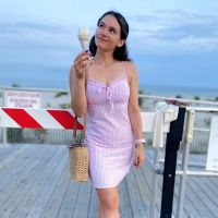 Kohr Brothers Frozen Custard ico