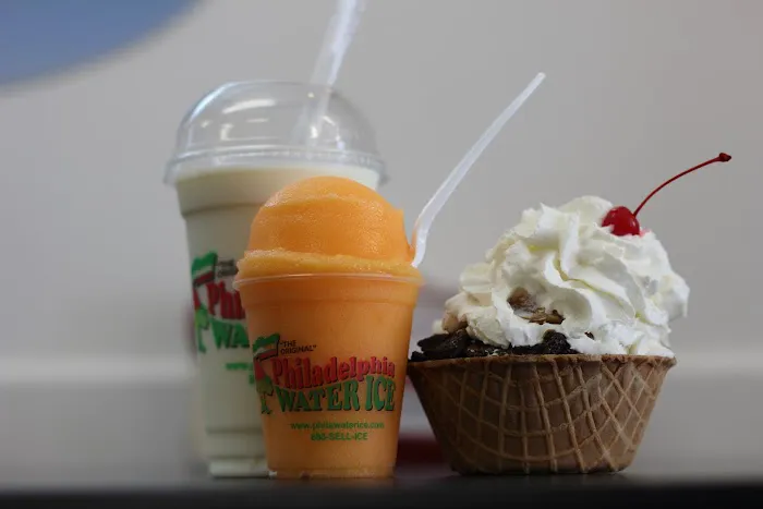 Richman's Ice Cream & Burger Co. Picture 3