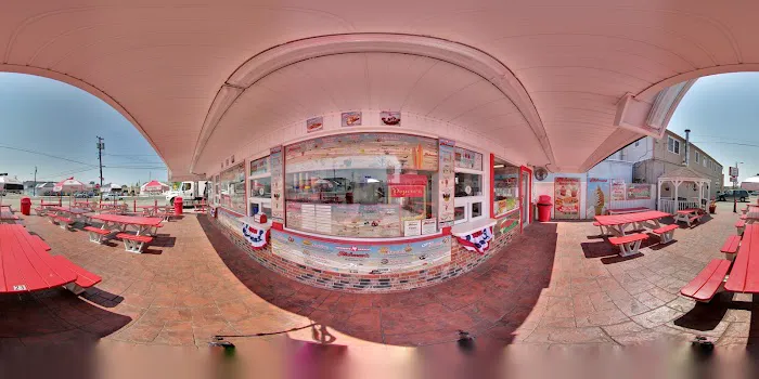 Richman's Ice Cream & Burger Co. Picture 5